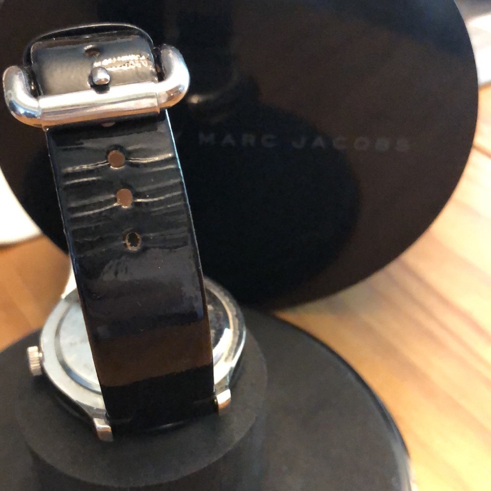 Marc Jacobs Women’s Watch - Picture 10 of 10